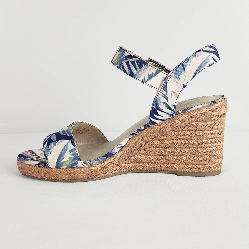 NEW! LifeStride Wedge Sandals Tango 2 Espadrilles Size 10 Heels Straw Woven Open